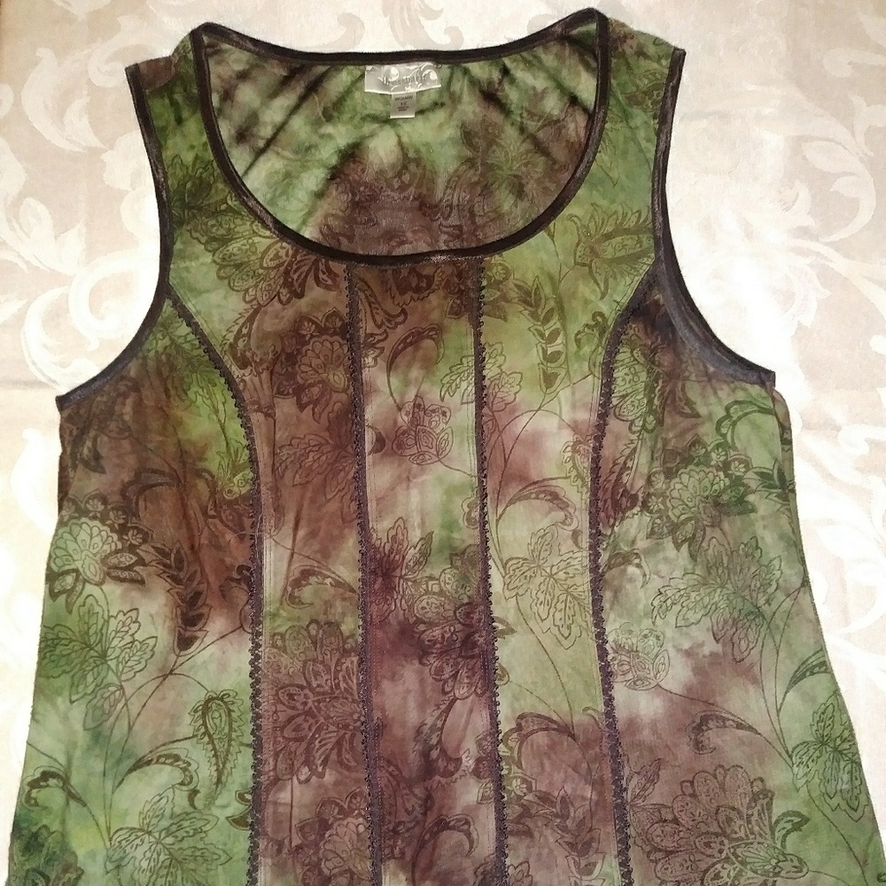 Dress Barn Sleevless Tunic